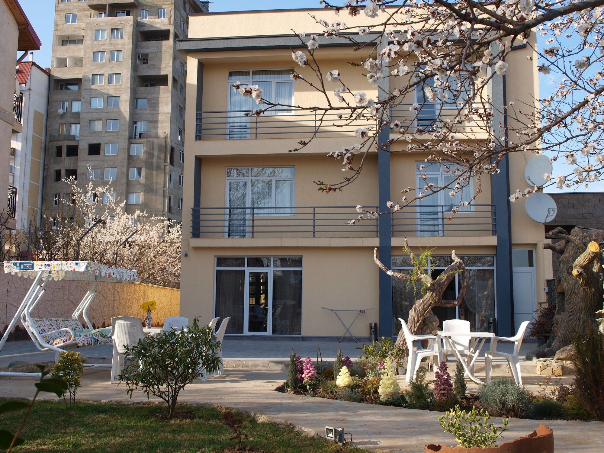 Liel Hotel Tbilisi Eksteriør billede